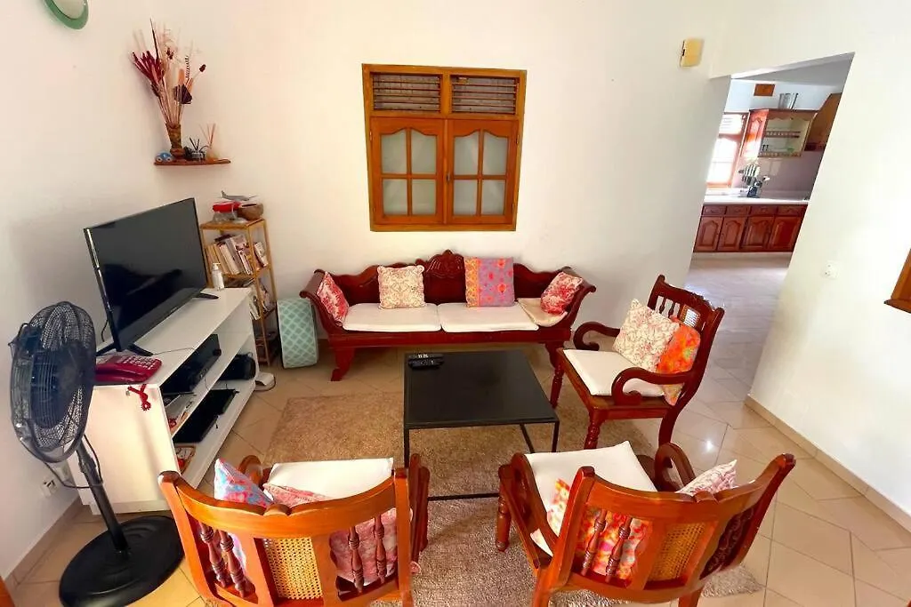 Holiday home Le Carambole De Josyhouse - Piscine Et Plage A 2Mn Pointe-Noire