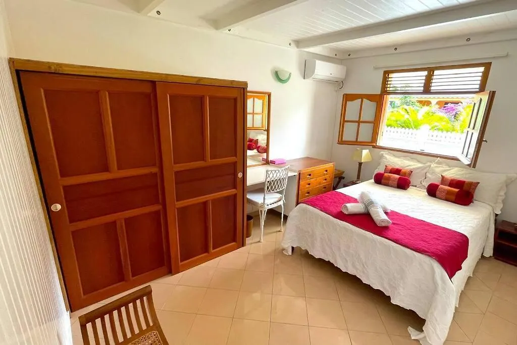 Le Carambole De Josyhouse - Piscine Et Plage A 2Mn Pointe-Noire Holiday home